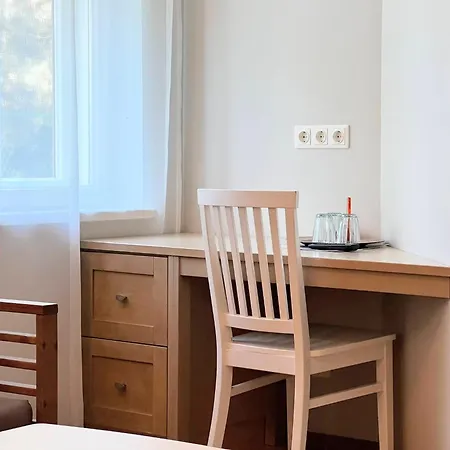 Tulbi Affittacamere 4*