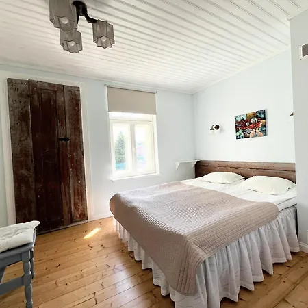 Külalistemaja Tulbi 4*