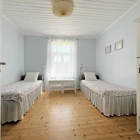 Guest house Tulbi