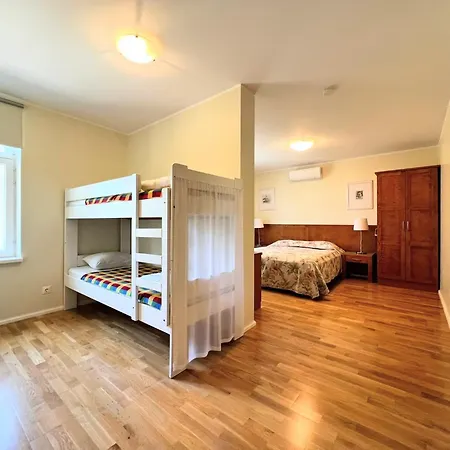 Tulbi Affittacamere Pärnu