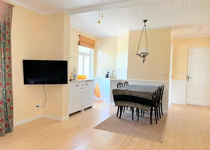 Külalistemaja Tulbi 4*